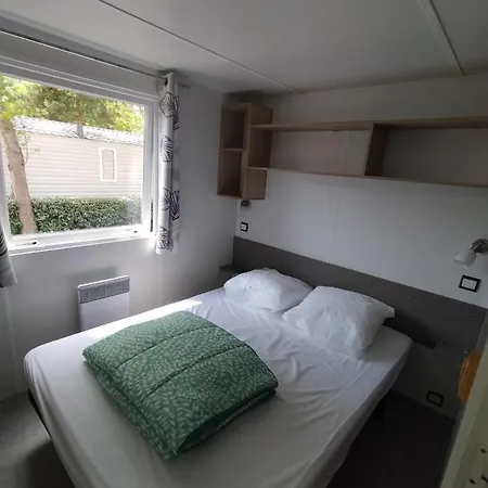 مكان تخييم Mobil 6 A 8 Personnes Le Bois Dormant سان جان دي مونت